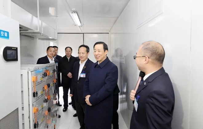 湖南省委书记许达哲一行考察乐玩（中国）科技1.jpg